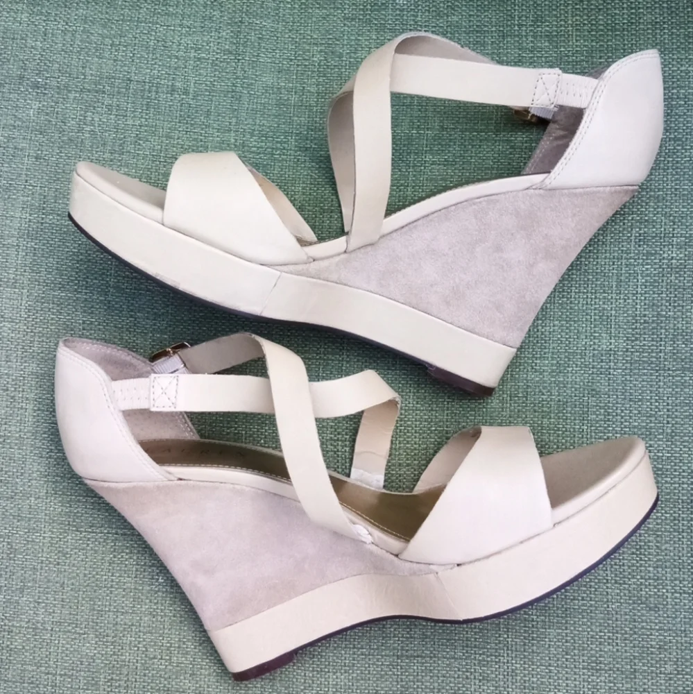 Lauren Ralph Lauren Leather Strappy Wedge Sandal Size 8.5.